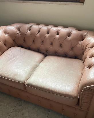 Coppia di Divani cesterfield rosa vintage