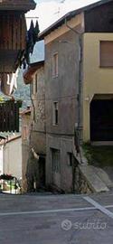 Immobile in asta di 125 m² con 3 locali a Ono San 