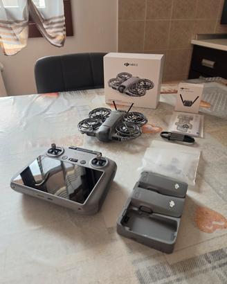 DJI Neo 2 Fly More Combo + DJI RC 2 Schermo + Care