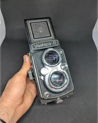 Yashica D Medium Format TLR 120 Film camera