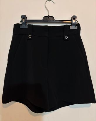 pantaloncini da donna eleganti