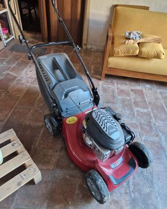Tosaerba motore a benzina Tiga
