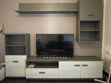 MOBILE SALOTTO QUASI NUOVO