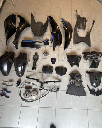 Vari pezzi piu carene sh 20/25