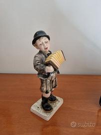 bambino con fisarmonica