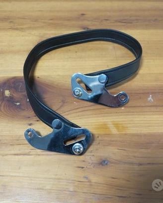 Fibbia di ritenuta sella originale Harley Touring