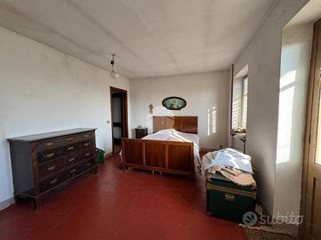 CASA SEMINDIPENDENTE A GIFFLENGA