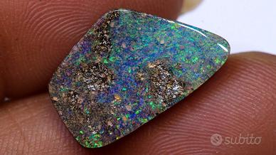 Opale Boulder Naturale 6.07 ct Cabochon Australia 