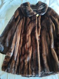 Pelliccia di visone  con spacchi, sartoriale