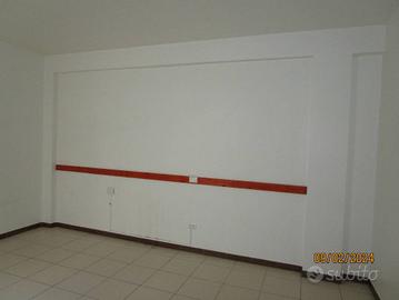 Immobile di 181 m² con più di 5 locali a Acate