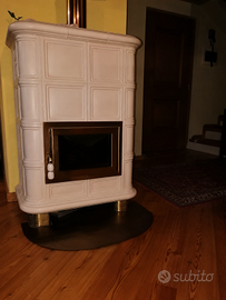 STUFA A LEGNA EMMETI MODELLO 501 – 10 KW – 250 m³