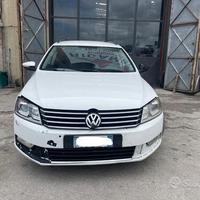 Ricambi Volkswagen Passat Variant 2.0 del 2012