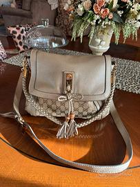 Borsa Gucci da restaurare