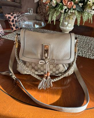 Borsa Gucci da restaurare