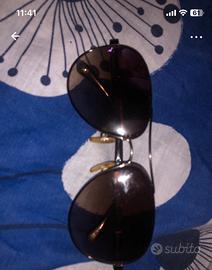 Occhiali da sole brand CHANEL