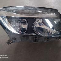 Fanale anteriore dx Mercedes GLA  A 156 906 12 00