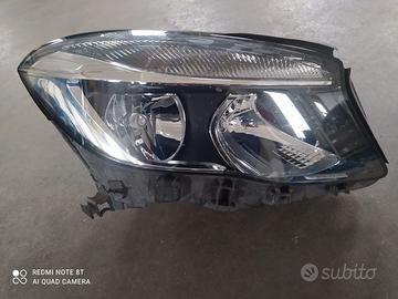 Fanale anteriore dx Mercedes GLA  A 156 906 12 00