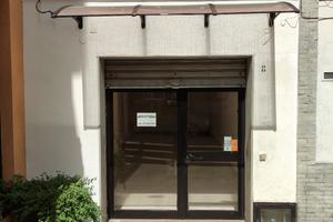 Negozio / Locale Commerciale in centro a Vallo