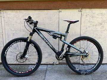 Scott Spark -  Full Carbon