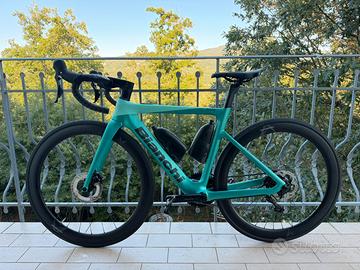 BIANCHI E-OLTRE 105 – 2025 – TAGLIA 50