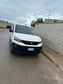 PEUGEOT PARTNER 1.5  2020