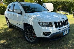 Jeep Compass 2.2 CRD Limited - Full optional