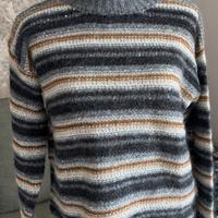 Pullover a righe molto caldo