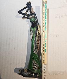 Statuina Africa