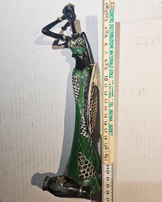 Statuina Africa