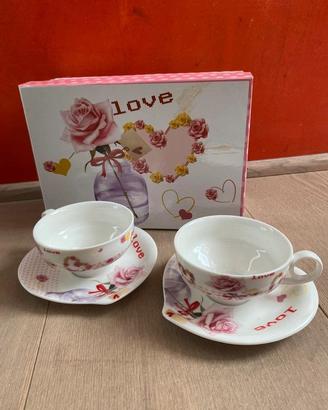 2 tazzine fantasia rose e cuori.