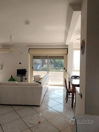 Lago patria, Villa 3 livelli con giardino 350 mq