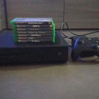 X box One con controller + giochi in aggiunta 