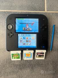 Nintendo 2DS console con 3 giochi + Mario Kart