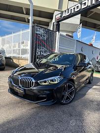 Bmw 118 118d 5p. Msport