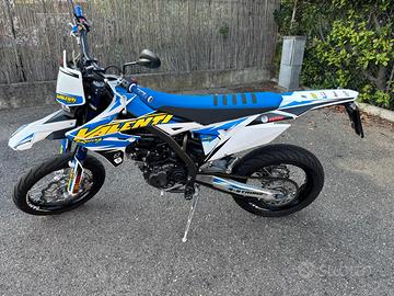 Suzuki Valenti SM 125 - 2023