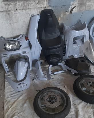 Yamaha Majesty ricambi
