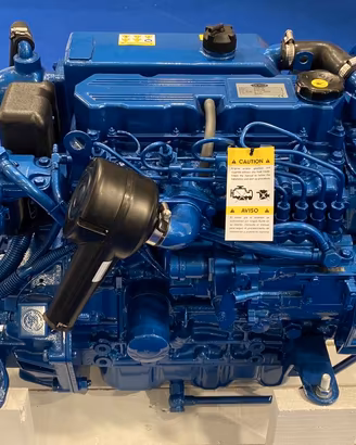 entrobordo SOLE 44  HP diesel 4 cilindri 