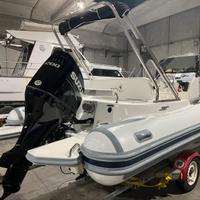 Gommone 6,50 x2,60 con carrello da revisionare