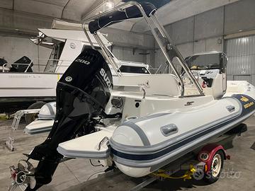 Gommone 6,50 x2,60 con carrello da revisionare