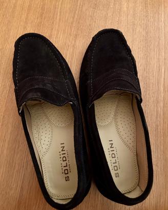 Mocassini uomo in camoscio nero Soldini