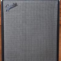 Fender Rumble 200 + Fender Footswitch