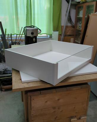 Cassetto Ikea Pax in vetro + Mensole