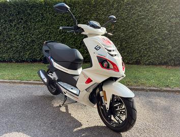 Peugeot SpeedFight4 50cc 4t