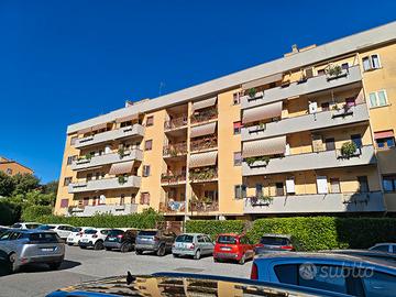 FRASCATI –COCCIANO, 4 LOCALI P.AUTO CANTINA 240000