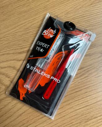 Pinzetta Staleks 11 type 4r per le sopracciglia