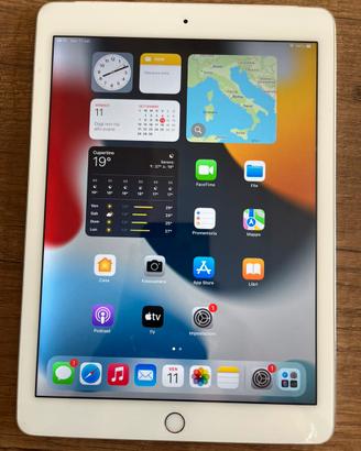 Ipad air 2 wifi+4g con scatola, trattabile!!!