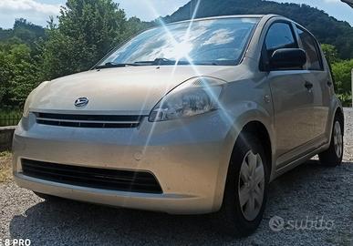 DAIHATSU SIRION 1.0