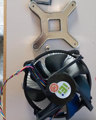 dissipatore cpu nuovo con viti
