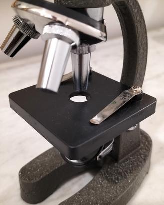 Microscopio vintage Stein Optik  200X.400X 600X