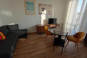 9° P - Bilocale 2+2 persone, nuovo a Città Studi